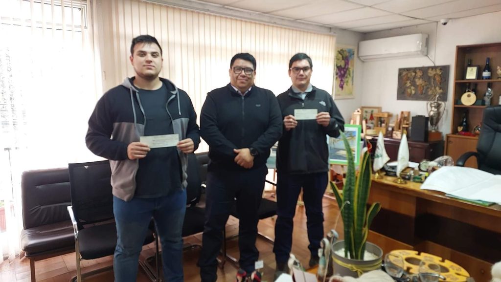 Alcalde (s) Francisco Malio Entrega Subvenciones Extraordinarias a Organizaciones